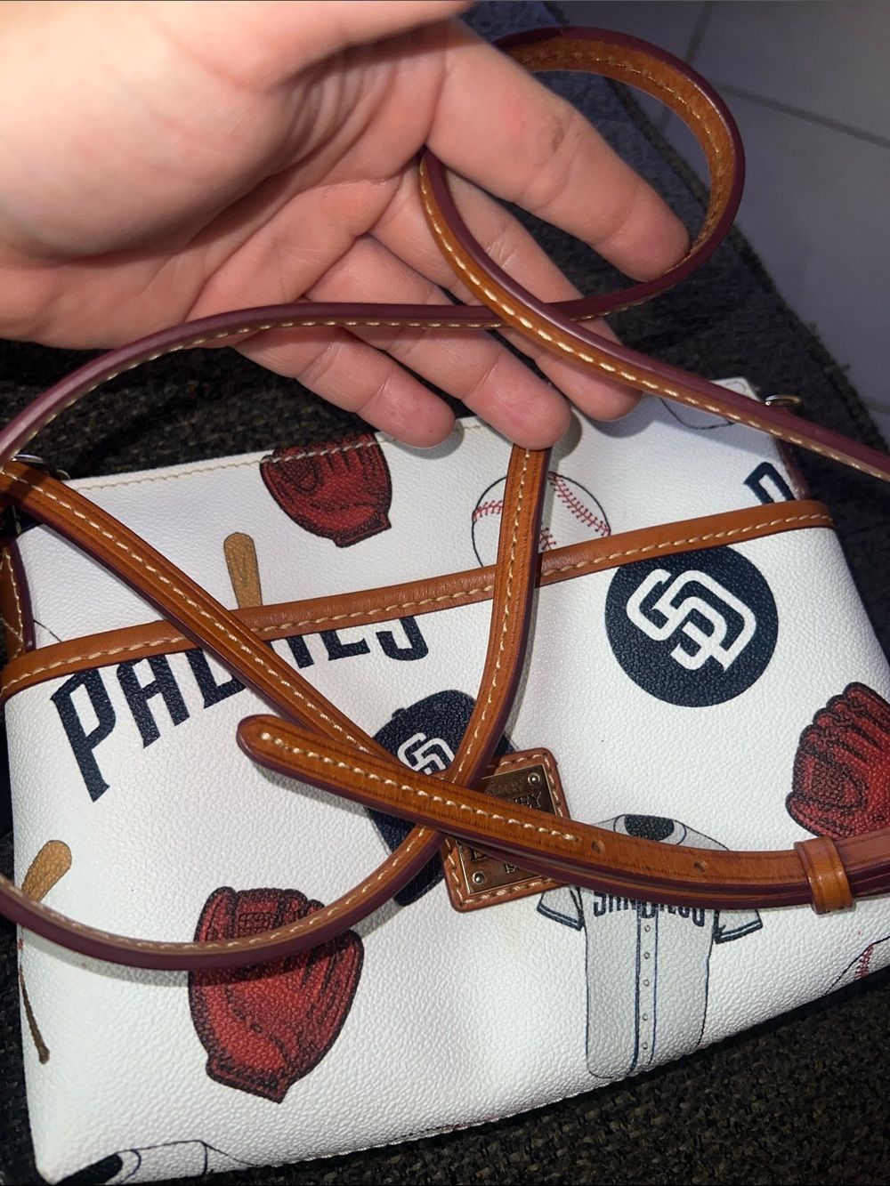 Dooney & Bourke White San Diego Padres Printed Crossbody with Brown Trim - Picture 6 of 6